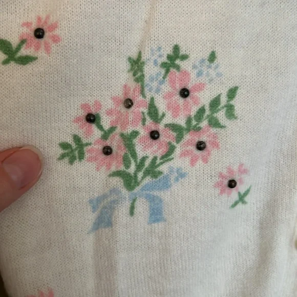 Vintage 1950s 1960s Vintage Cardigan with Pink Floral Design - Kids Child - Picture 6 of 10